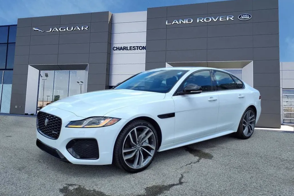 2024 Jaguar XF P300 R-Dynamic SE photo 1