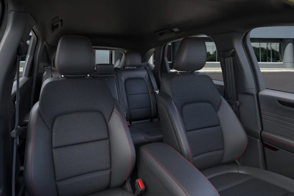 2025 Ford Escape Hybrid ST-Line Select photo 1