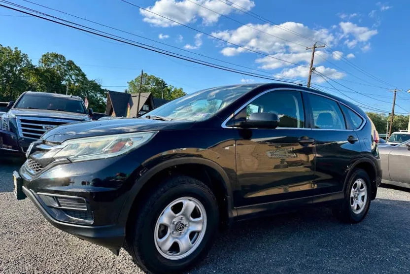 2015 Honda CR-V LX photo 1