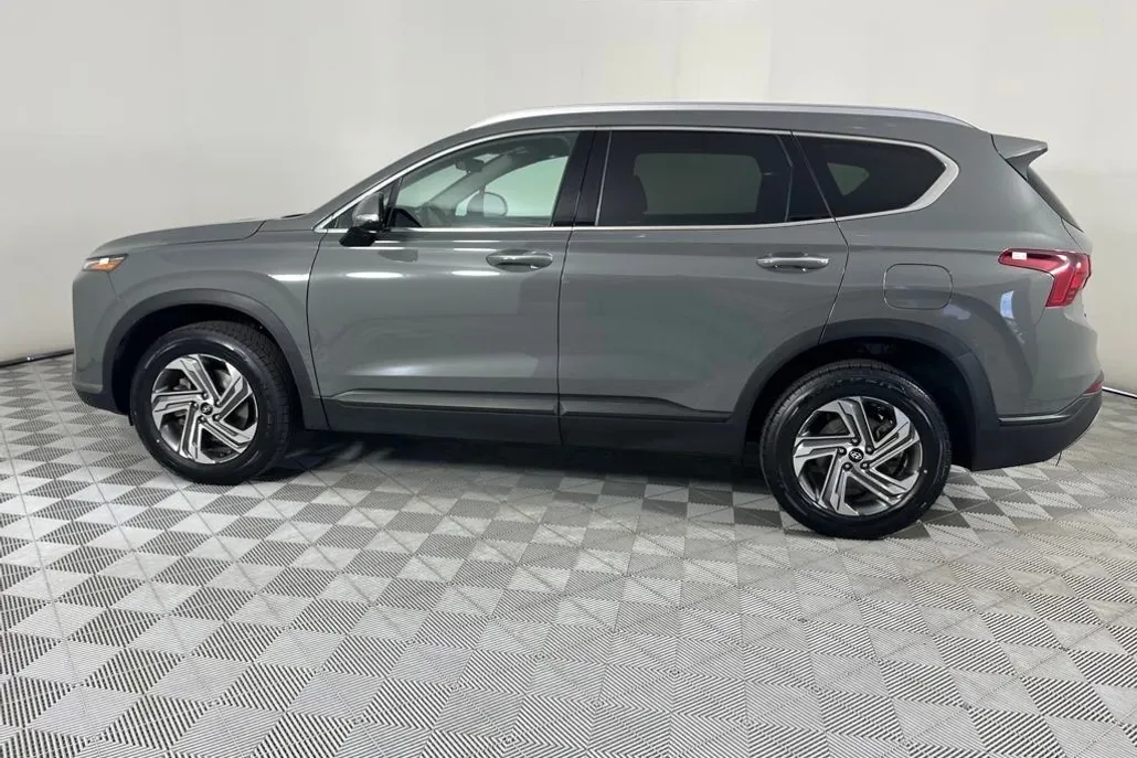 2023 Hyundai Santa Fe SEL photo 1