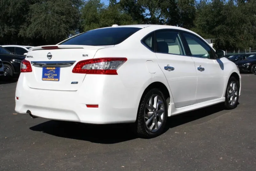 2014 Nissan Sentra SR photo 1