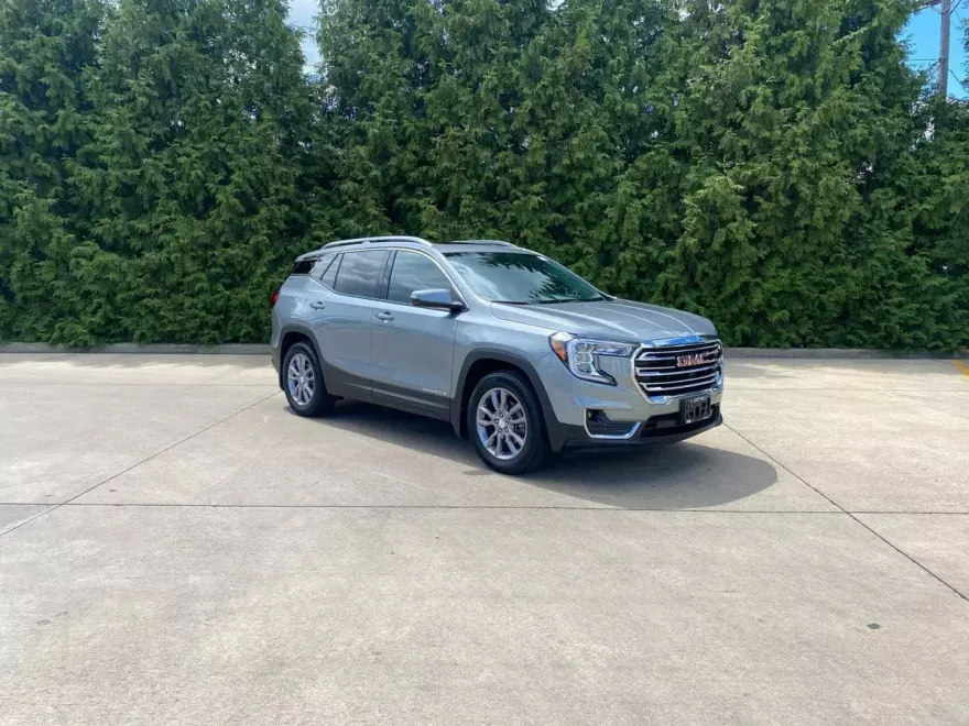 2024 Gmc Terrain SLT photo 1