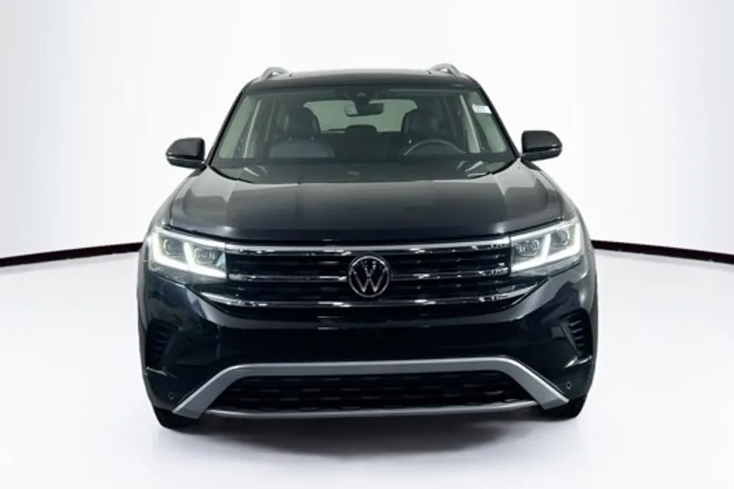 2022 Volkswagen Atlas SEL photo 1