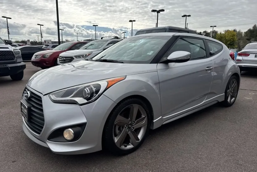2014 Hyundai Veloster Turbo photo 1