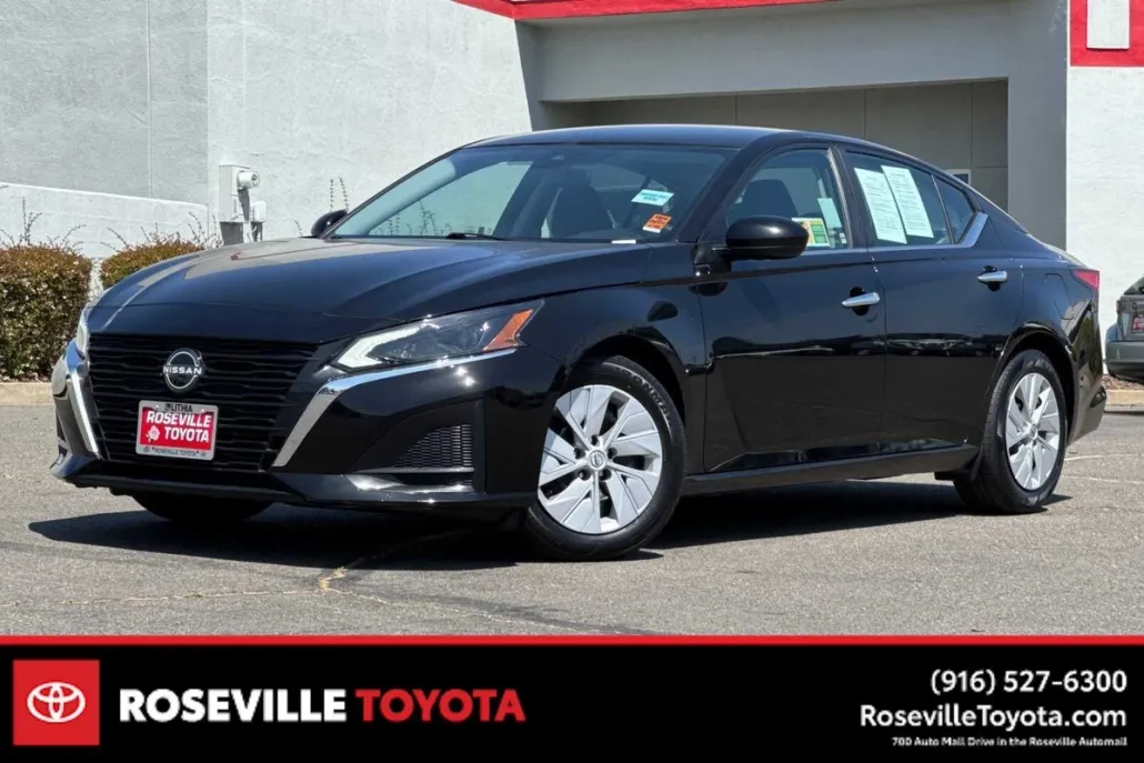 2023 Nissan Altima 2.5 S photo 1
