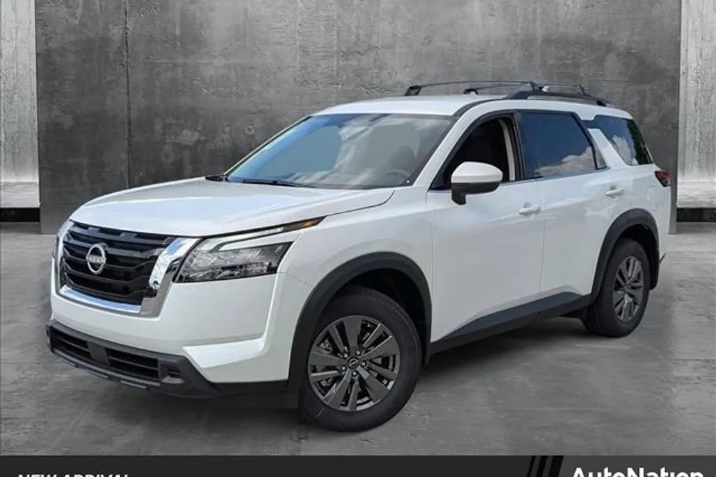 2025 Nissan Pathfinder SV photo 1