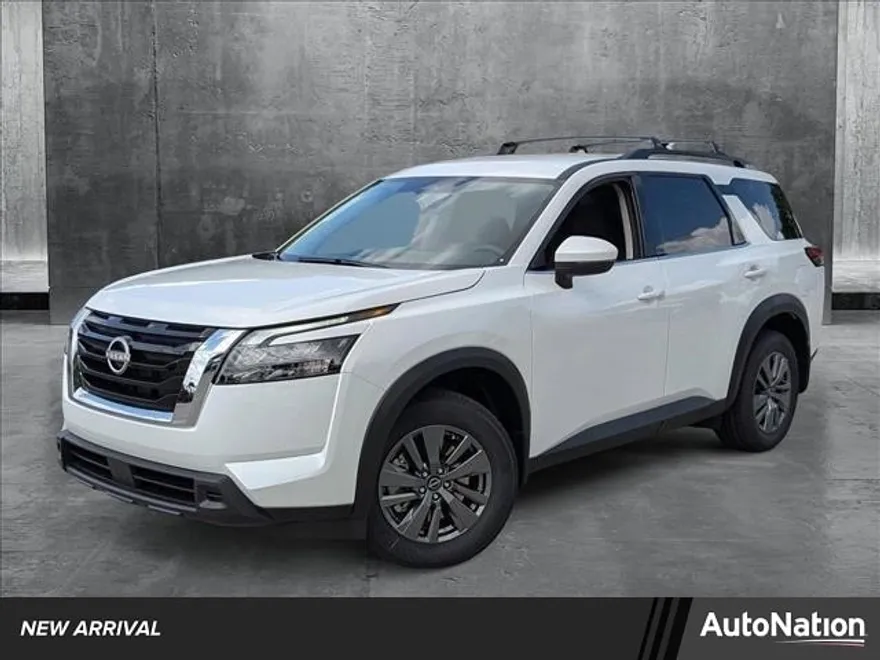 2025 Nissan Pathfinder SV photo 1