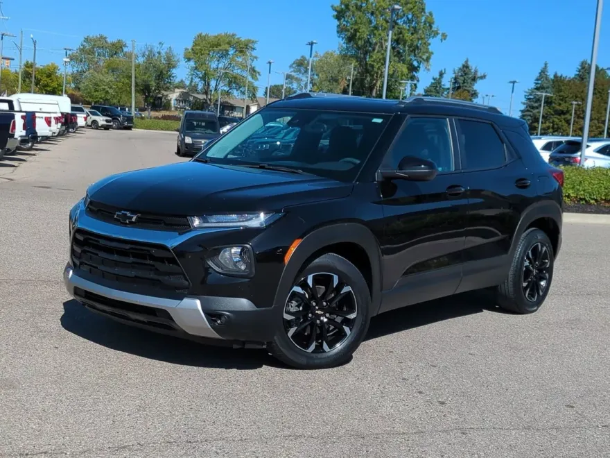 2021 Chevrolet Trailblazer LT photo 1