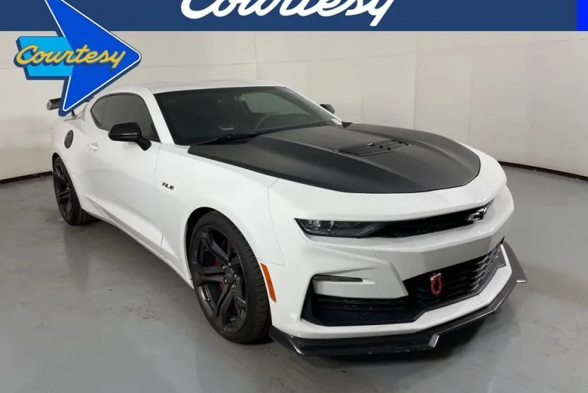 2021 Chevrolet Camaro 1SS photo 1