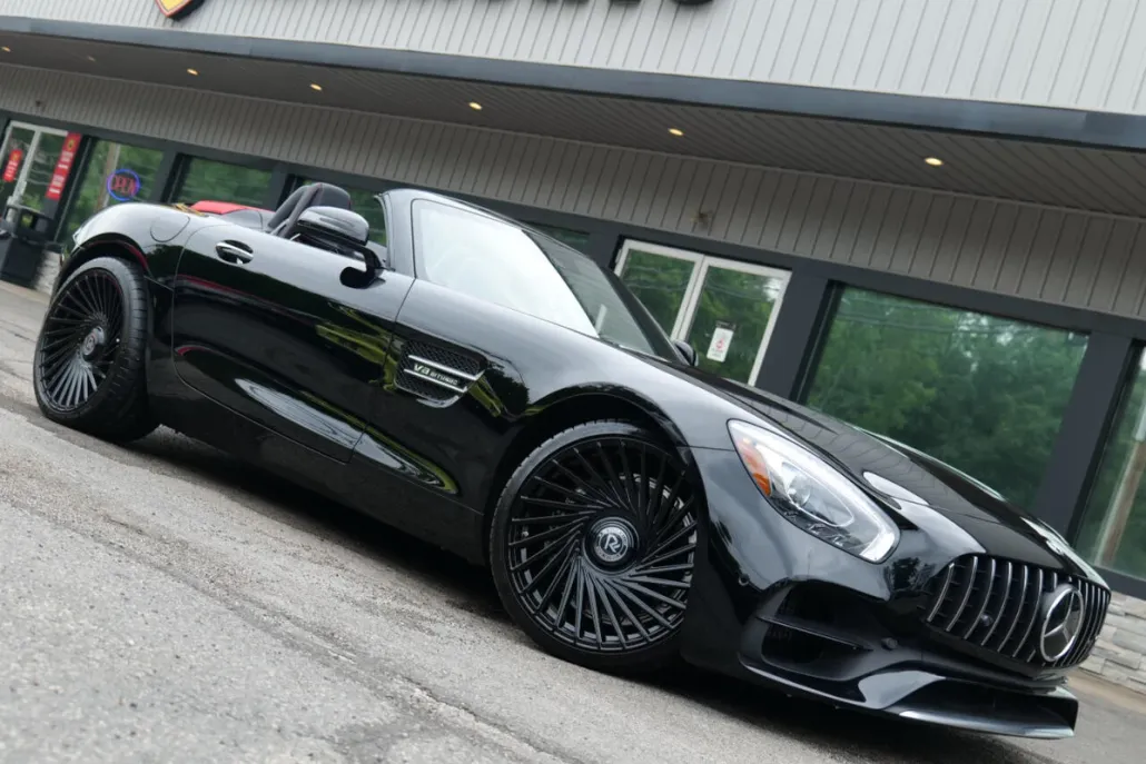2018 Mercedes Benz AMG GT Roadster photo 1