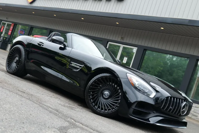 2018 Mercedes Benz AMG GT Roadster photo 1