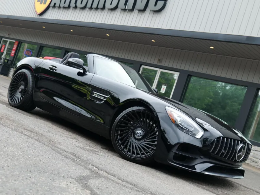 2018 Mercedes Benz AMG GT Roadster photo 1