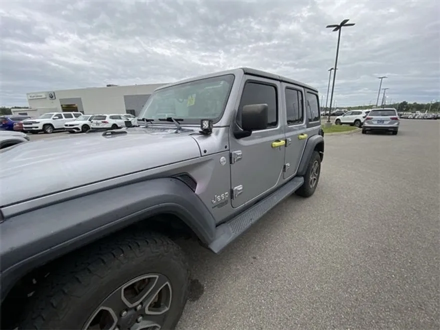 2018 Jeep Wrangler Unlimited Sport S photo 1