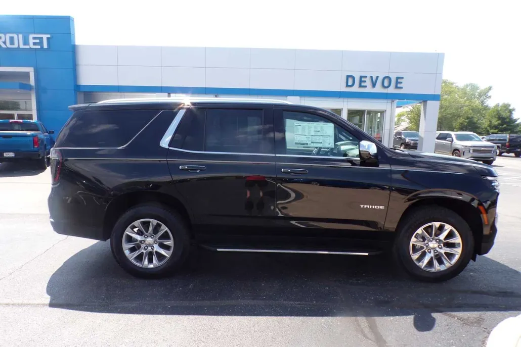 2025 Chevrolet Tahoe Premier photo 1