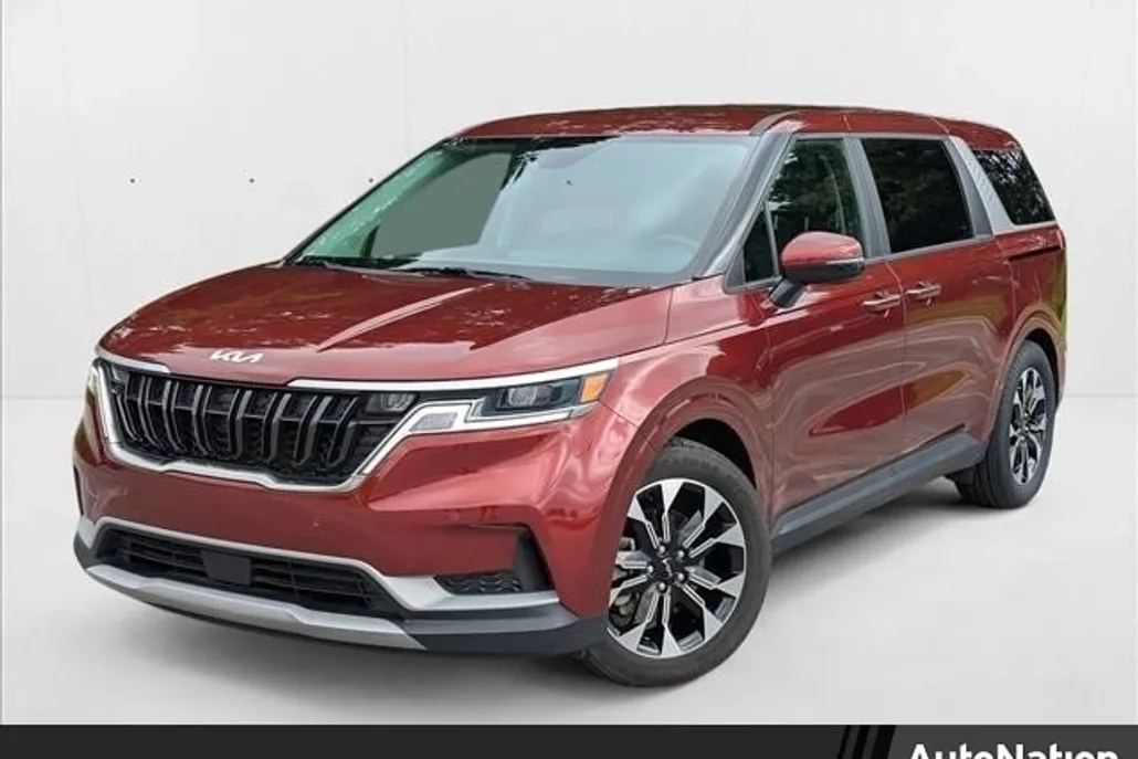 2024 Kia Carnival EX photo 1