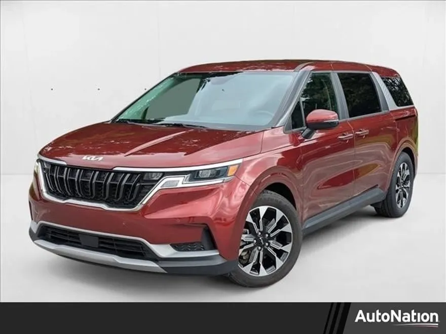 2024 Kia Carnival EX photo 1
