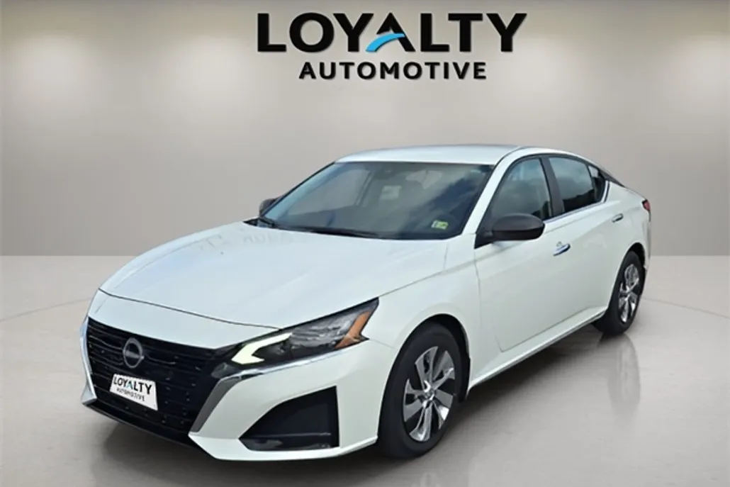 2024 Nissan Altima 2.5 S photo 1