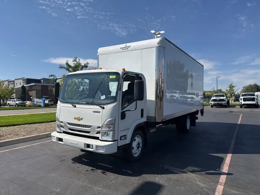 2024 Chevrolet Silverado 4500HD photo 1