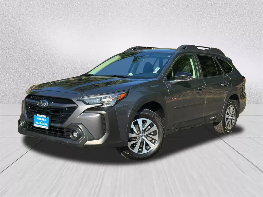 2025 Subaru Outback Premium photo 1