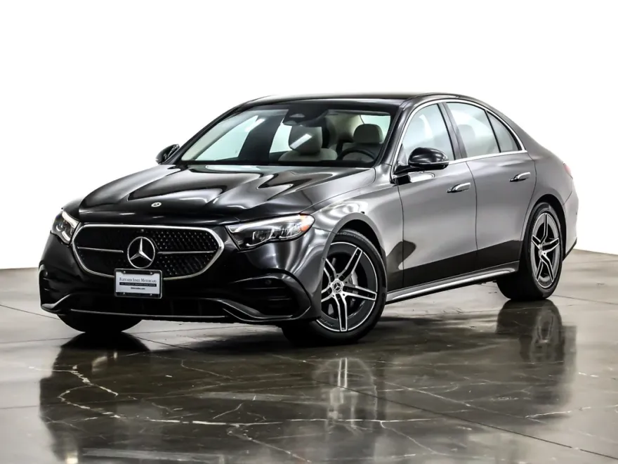 2025 Mercedes Benz E 350 4MATIC Sedan photo 1