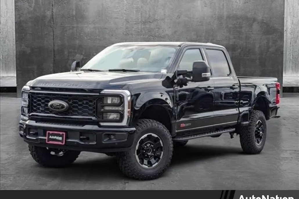 2025 Ford F-250 Lariat photo 1