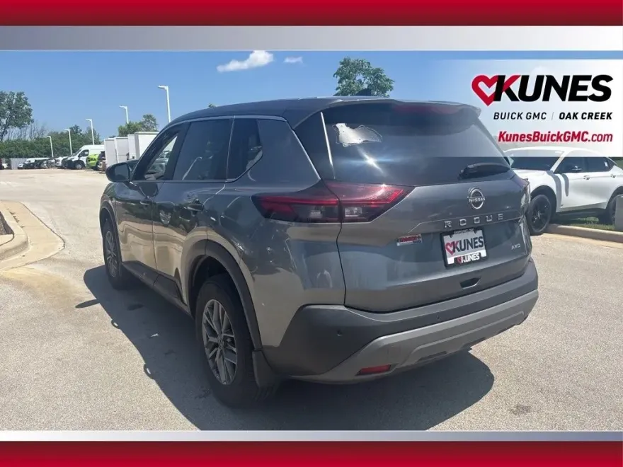 2023 Nissan Rogue S photo 1