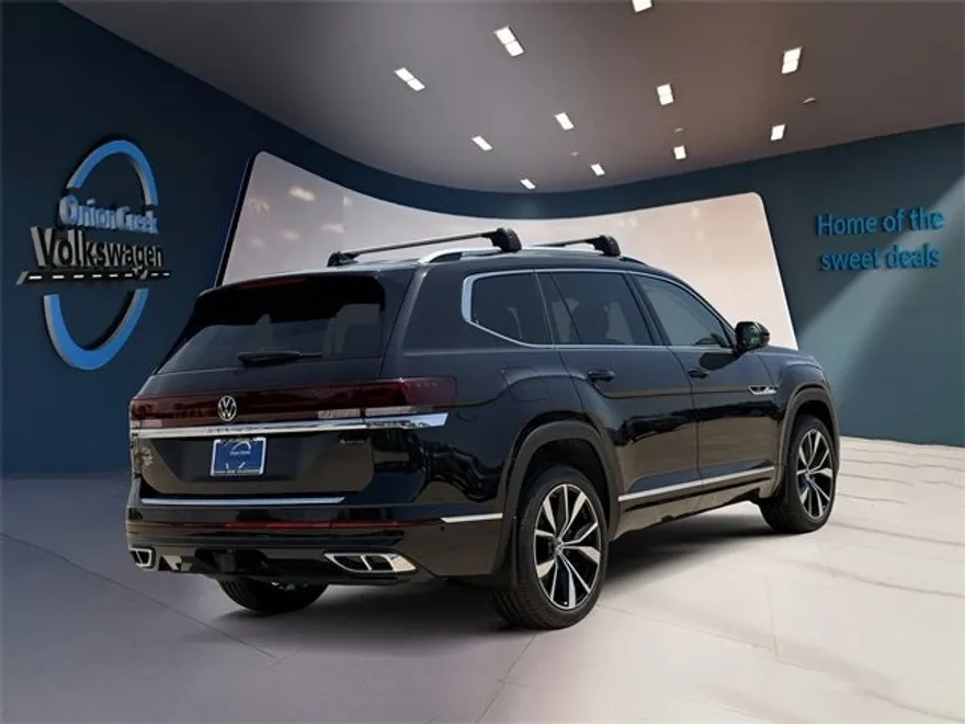 2025 Volkswagen Atlas SEL Premium R-Line photo 6