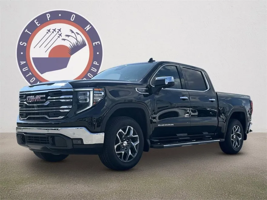 2026 Gmc Sierra 1500 SLT photo 1