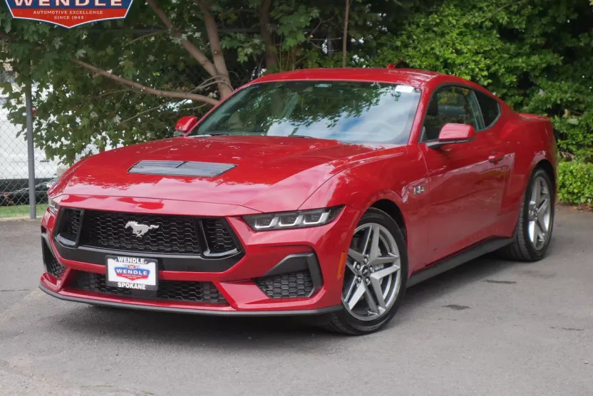 2024 Ford Mustang GT photo 1