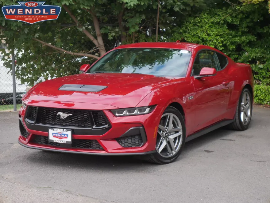 2024 Ford Mustang GT photo 1
