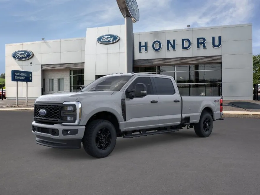 2025 Ford F-250 photo 1