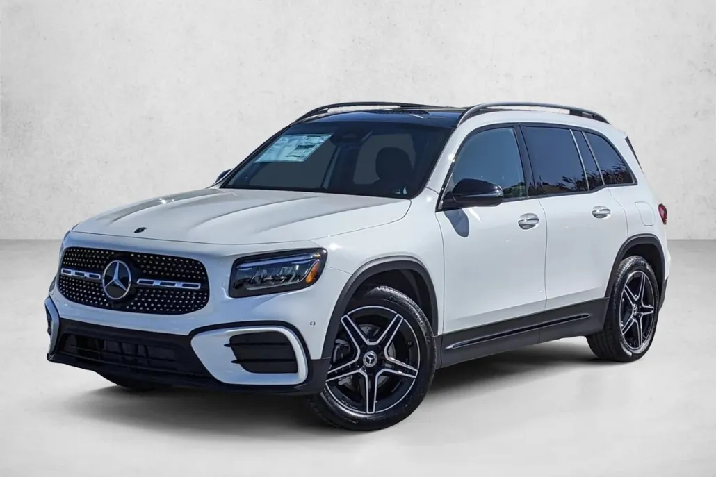 2024 Mercedes Benz GLB 250 photo 1