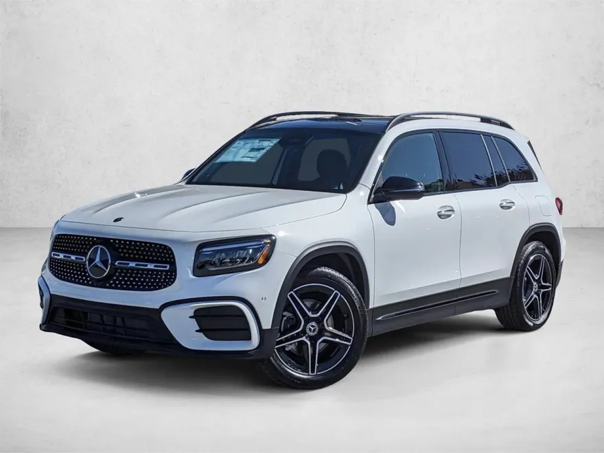 2024 Mercedes Benz GLB 250 photo 1