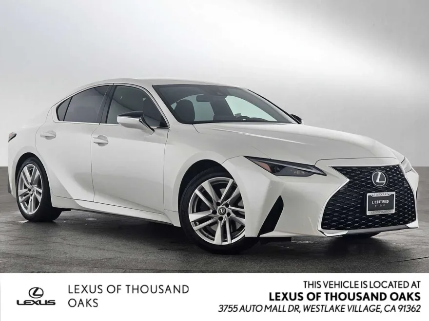 2022 Lexus IS 300 photo 1