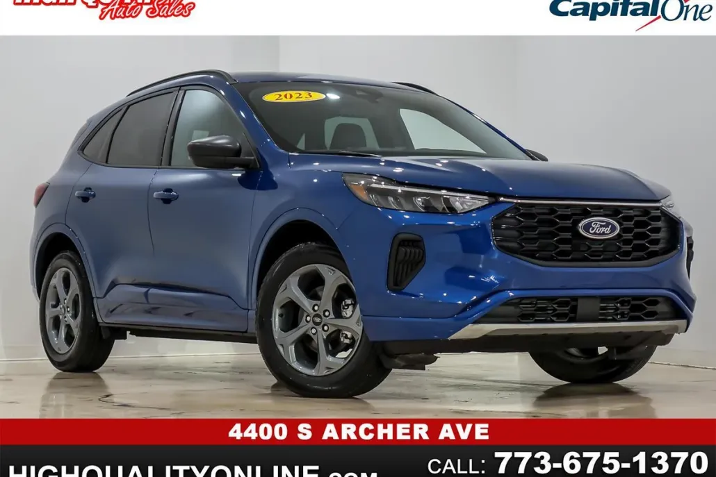 2023 Ford Escape ST-Line photo 1