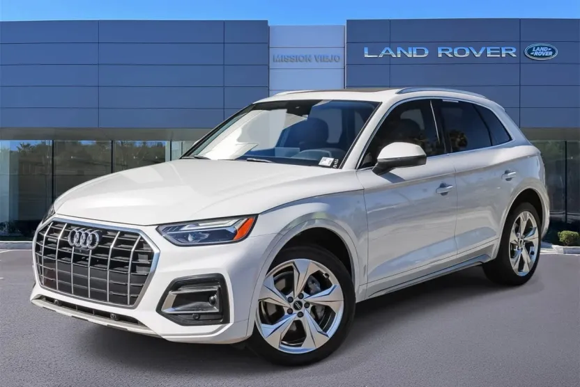 2021 Audi Q5 Premium Plus photo 1
