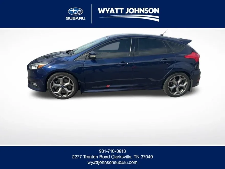 2017 Ford Focus ST photo 1
