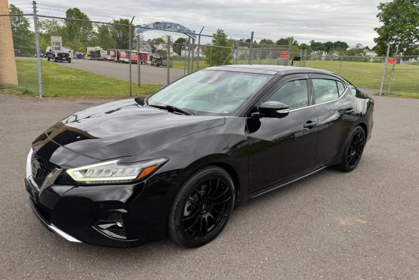 2020 Nissan Maxima SR photo 1