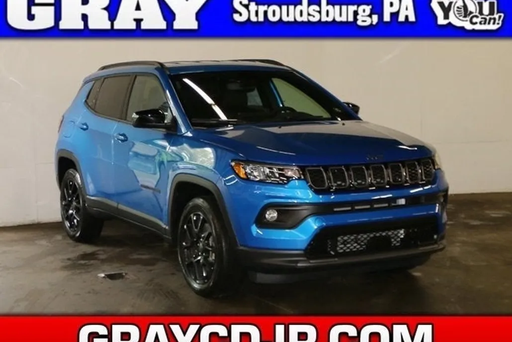 2025 Jeep Compass Latitude photo 1