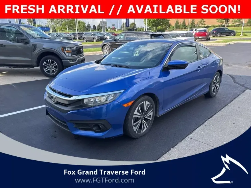 2018 Honda Civic EX-T photo 1