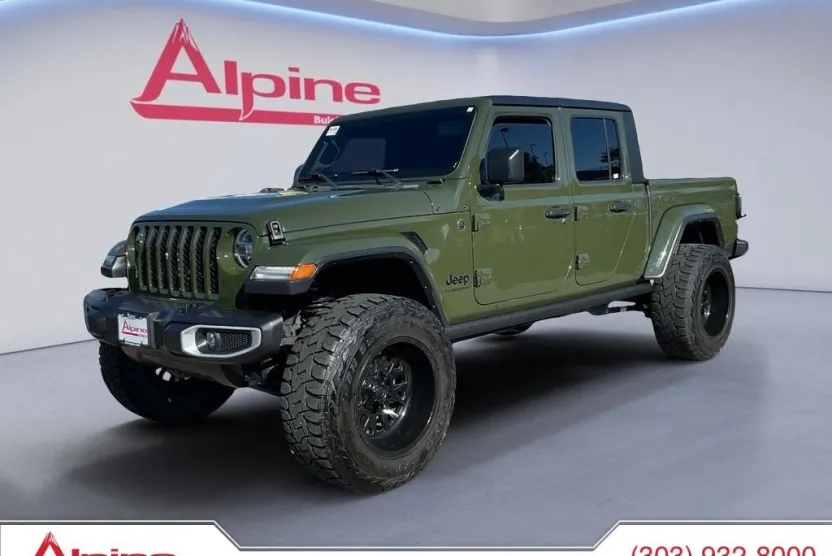 2022 Jeep Gladiator Sport S photo 1