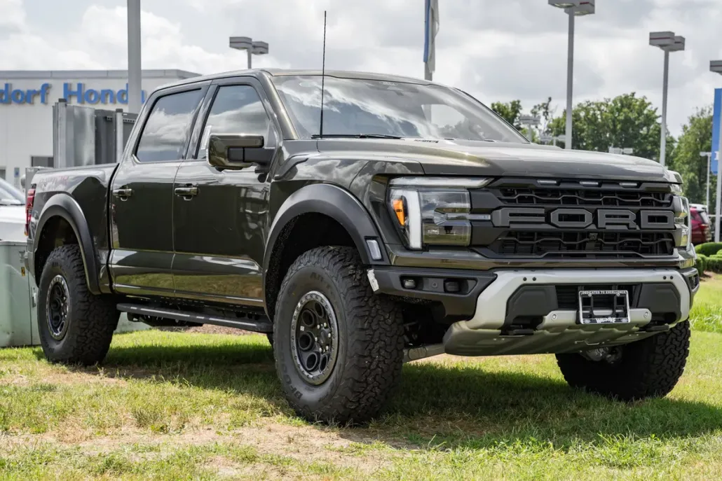 2025 Ford F-150 Raptor photo 1