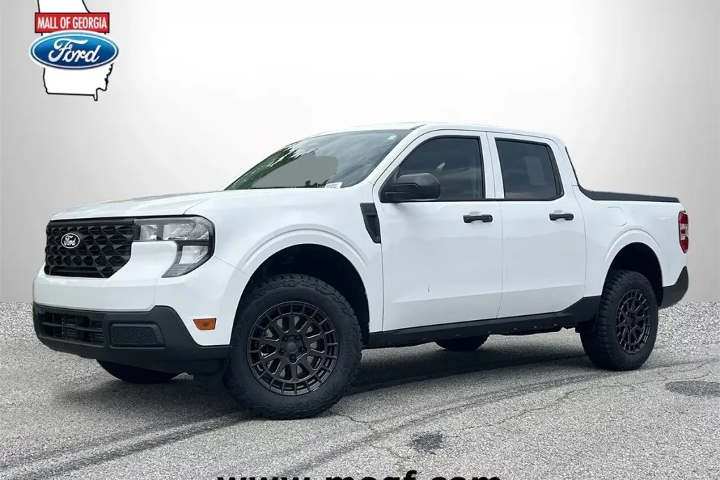 2025 Ford Maverick XL photo 1