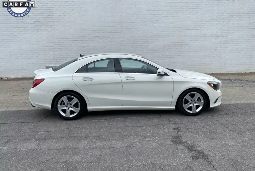 2017 Mercedes Benz CLA 250 photo 1