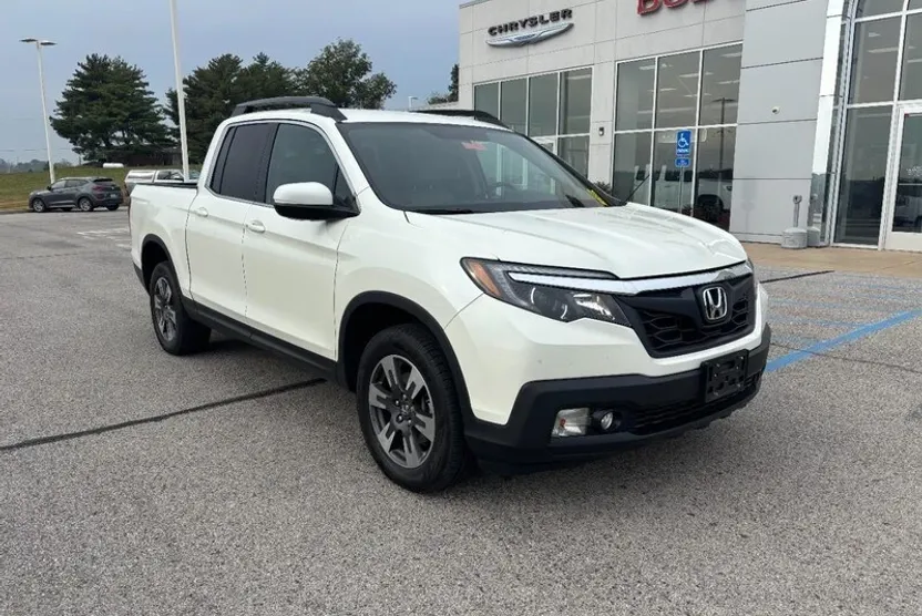 2017 Honda Ridgeline RTL photo 1