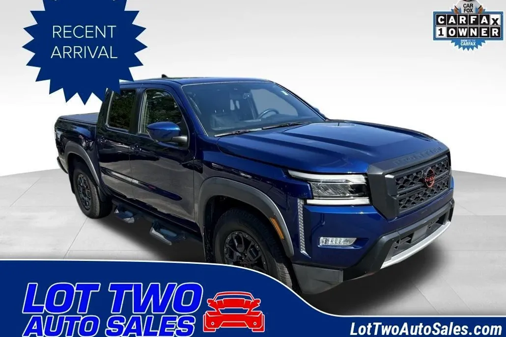 2022 Nissan Frontier S Crew Cab photo 1