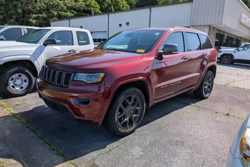 2021 Jeep Grand Cherokee Sport photo 1