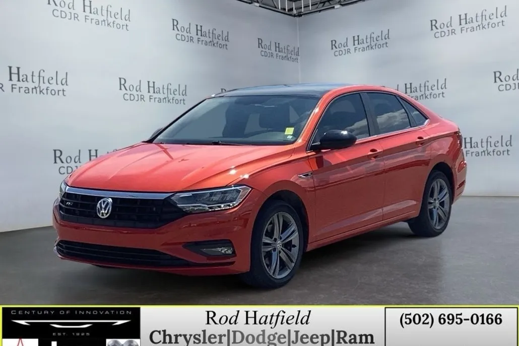 2019 Volkswagen Jetta 1.4T R-Line photo 1