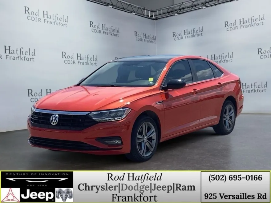 2019 Volkswagen Jetta 1.4T R-Line photo 1