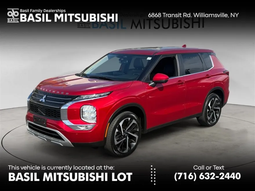 2024 Mitsubishi Outlander SE photo 1